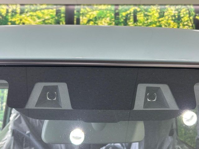 【スズキ　セーフティサポート】走行中に前方の車両等を認識し、衝突しそうな時は警報とブレーキで衝突回避と被害軽減をアシスト。より安全にドライブをお楽しみいただけます。