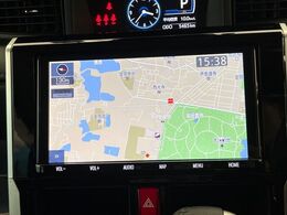 【純正9型ナビ】人気の純正ナビを装備。オーディオ機能も充実しており、Bluetooth接続すればお持ちのスマホやMP3プレイヤーの音楽を再生可能！毎日の運転がさらに楽しくなります！！