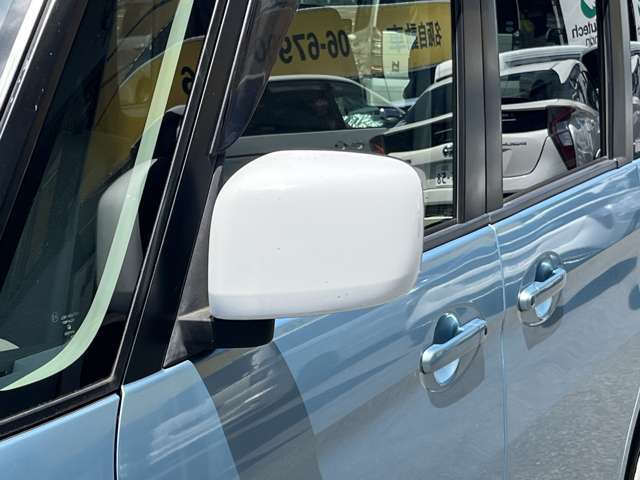 【電動格納ミラー】ドライバーの目線に合わせ、ミラーの上下左右調整が可能です☆