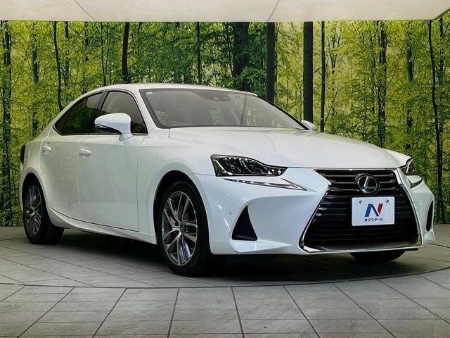 大好評のボディコーティング「弾スプラッシュコート」もご納車までに施工可能。通常のガラスコートと異なる、耐久年数6年の無機質ガラスコーティングが、ボディをキレイな状態に保ってくれます。