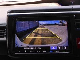 ◆バックカメラ◆リバースにするだけで映ります、後方の安全確認や、狭い駐車場での車庫入れ、雨の日や夜間など視界の悪い時に便利です！安全にバックする為には欠かせない装備です。