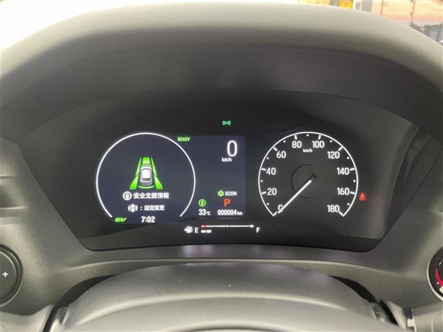【スピードメーター】メーターがシンプルで見やすく運転しやすいですね！