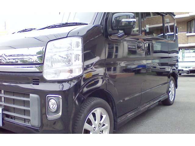 成約後納車前に弊社指定工場にて車検整備を行い、納車時には車検を取得してのお渡しとなります。整備代・部品代金は車両代金に含まれております。安心です。