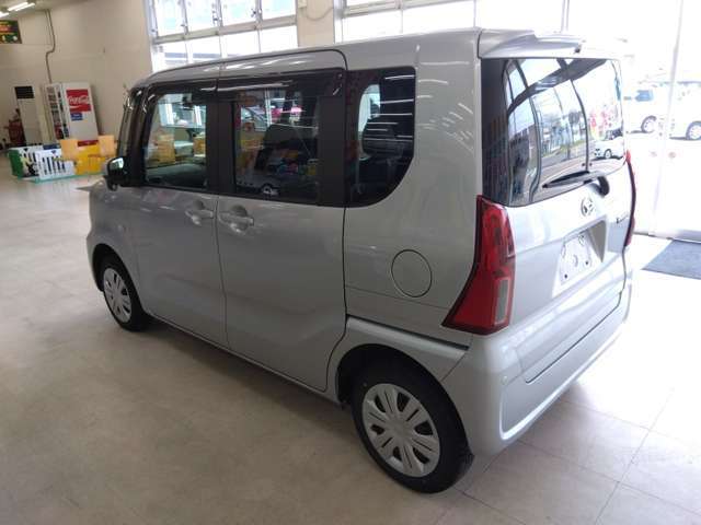 遠方の方も陸送納車承ります！