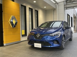 オートハイロービーム付LEDヘッドライトを装備