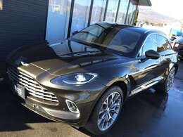 ・22インチリボングロスグラファイトDTホイール　・禁煙車