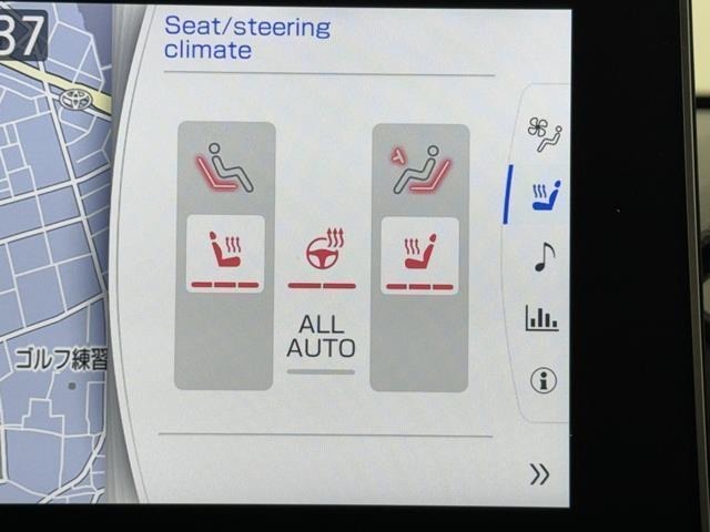 シートヒーター付きなので体調に合わせて細かく車内環境を調整できちゃいます。天候や、体調に左右されずに快適に1日をスタート出来ますね。