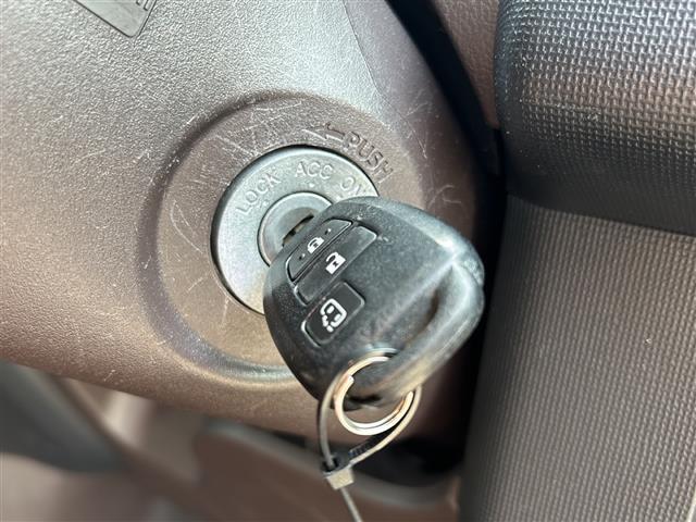 商談ルームにはキッズルームも完備しています☆お子様連れでもゆっくりとお車をお選びいただけます！お車探しはガリバー11号丸亀店におまかせください！【無料通話】TEL：0120ー951ー329まで