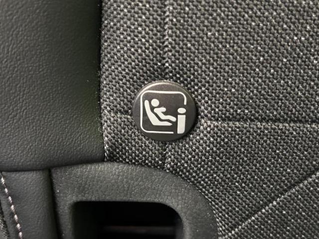 国産車から輸入車まで多様なお客様のニーズのお応えできるように、全国規模で豊富な在庫展開！車のことならWECARSへ！