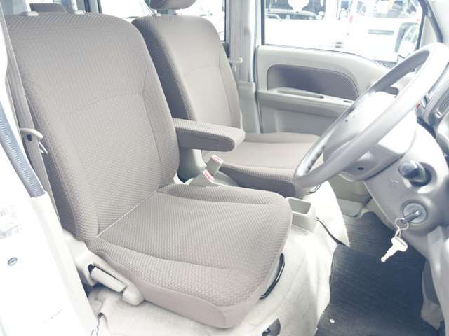 高品質車両はもちろん！高品質だからこそ低価格にしたい！！お客様と同じ気持ちで一生懸命頑張ります！！ホームページ　http：//www.jobcars.jp