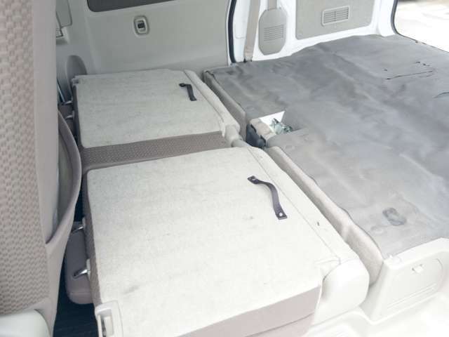 中古車は早い者勝ちです！！お車を見にご来店頂きましたら　きっと気に入って頂ける自信がございます！！全スタッフ　お客様のご来店を心よりお待ちしております！！ホームページ　http://www.jobcars.jp