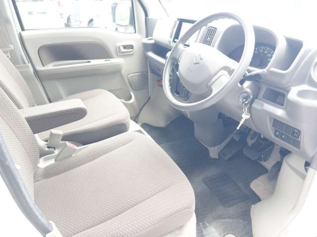 高品質車両はもちろん！高品質だからこそ低価格にしたい！！お客様と同じ気持ちで一生懸命頑張ります！！ホームページ　http：//www.jobcars.jp