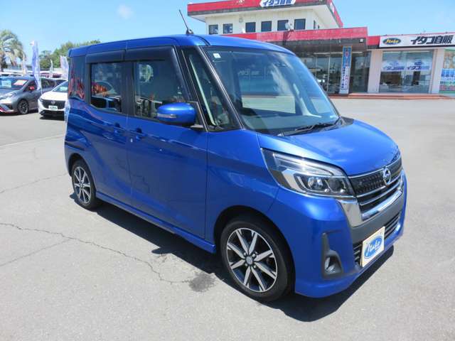 もちろん県外販売、陸送納車もOK。お住まいの地域や納車方法により費用が異なりますのでお気軽にお問い合わせ下さい。