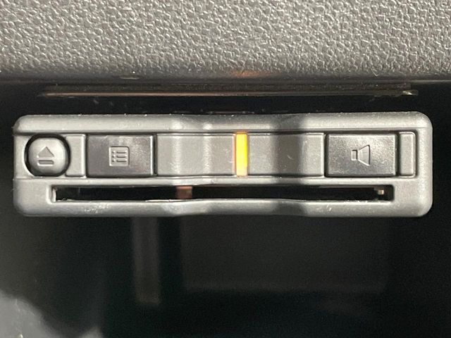 【ETC】高速道路の料金所をストレスなく通過！話題のスポットやサービスエリアに多い「スマートIC」利用時は必須のアイテムです。当店でセットアップを実施、ご納車当日からすぐにご利用いただけます！