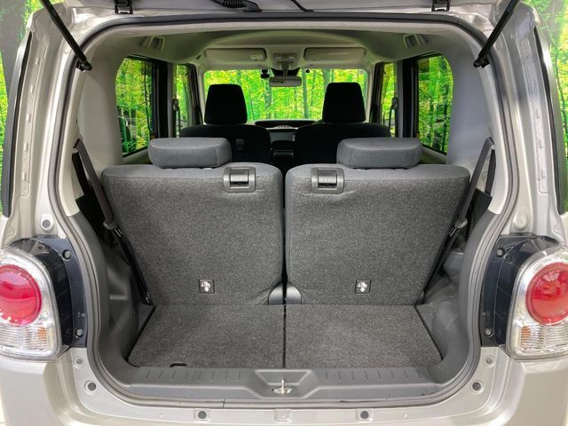 ラゲッジルームは、大容量のスペースを確保。普段のお買い物からレジャーまで、幅広く活躍してくれます！また、リアシートを倒すことでバリエーション豊かにお使いいただけます。