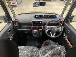 専門業者によるルームクリーニング実施☆室内の細かい所からエンジンルームまでキレイになった状態でお渡しいたします♪