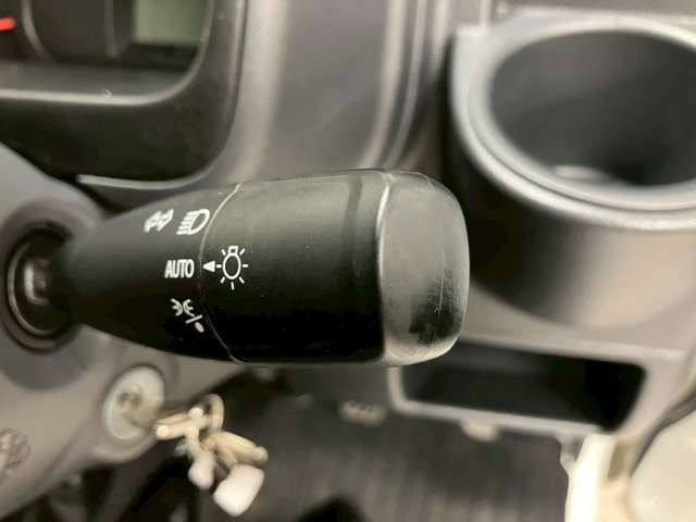 弊社全車両プロの査定士による査定・鑑定書付きで御座います。また、修復歴車などの取り扱いは1台もございませんのでご安心くださいませ！　【無料通話0078-6003-346608】