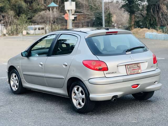 ☆現車確認をオススメいたします。商品は中古車ですので。年数相応の小傷等があります