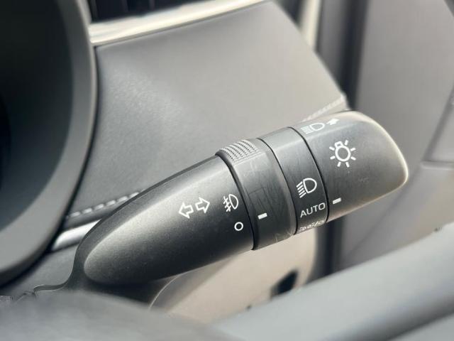 こちらのお車はいかがでしょうか？少しでも気になっていただけましたら是非お問い合わせください！さらにお車の詳細をお送りいたします！