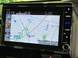 【純正8型ナビ】人気の純正ナビを装備。オーディオ機能も充実しており、Bluetooth接続すればお持ちのスマホやMP3プレイヤーの音楽を再生可能！毎日の運転がさらに楽しくなります！！