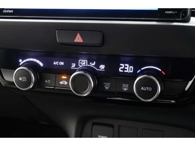 オートエアコンタイプなので細かい操作なしで快適温度に調整してくれます。季節の変わり目のわずらわしさはありませんね♪