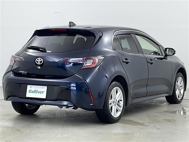 【右斜後】ガリバーの保証は、走行距離が無制限！電球や消耗品、ナビ等の社外品も保証対象。末永いカーライフに対応する充実した保証内容（保証期間によって保証内容は変わります。)