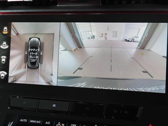 サラウンドビューカメラ装備の為駐車も安心です。