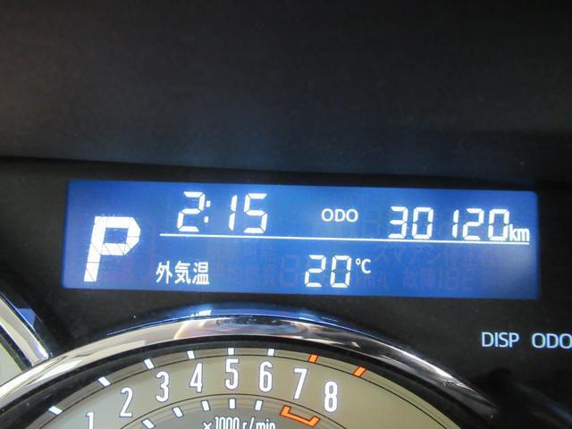 たとえばダイハツのお店にある、たくさんのスマアシ搭載車は、正常に作動する事をしっかり確認します。