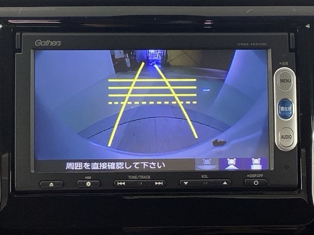 純正メモリーナビとバックカメラ付☆bluetoothオーディオでドライブも好きな音楽を聴いて楽しめます。TV視聴も可能です☆