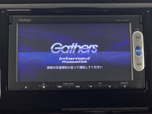 純正メモリーナビとバックカメラ付☆bluetoothオーディオでドライブも好きな音楽を聴いて楽しめます。TV視聴も可能です☆