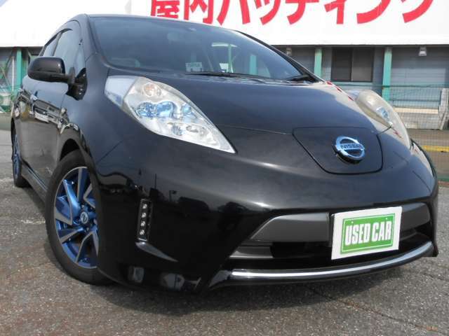 ボディーカラーはブラックです。