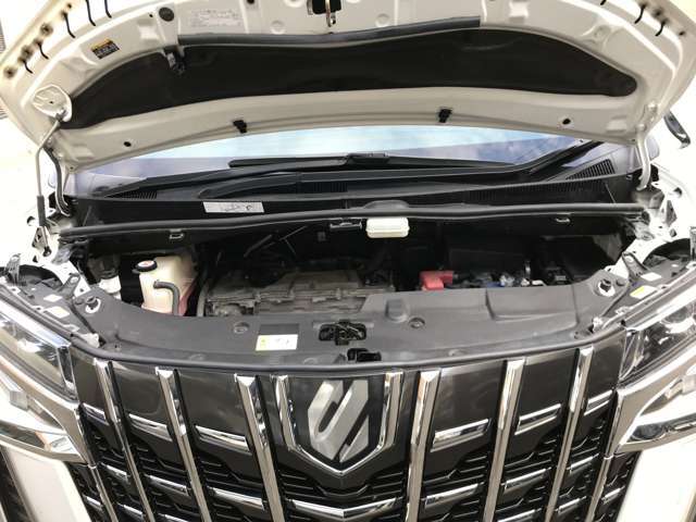 厚別東通り沿い・札幌市清田区里塚の【クラウン専門店】です！掲載車以外にも常時クラウン多数展示中です！ぜひ一度ご来店して下さいませ！