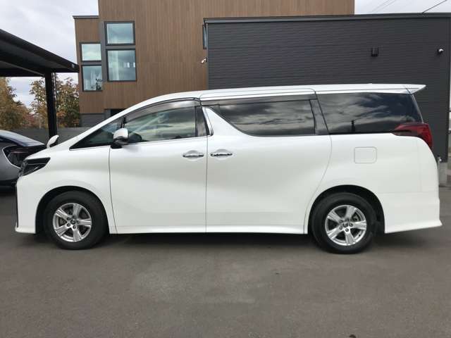 気になるお車がございましたらお気軽に当社電話番号【011-884-2227】までお電話下さい！