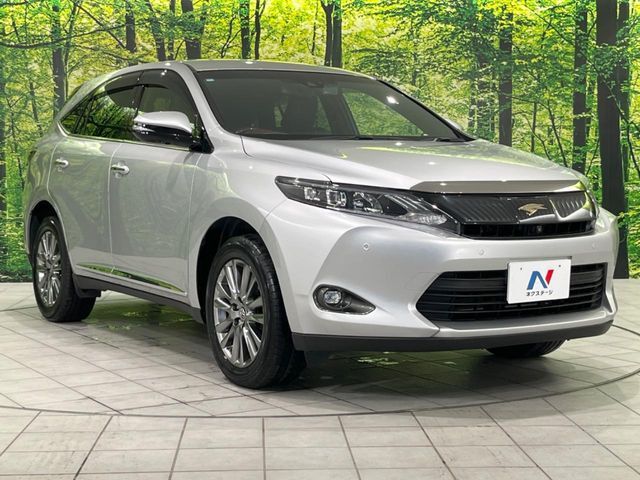 大好評のボディコーティング「弾スプラッシュコート」もご納車までに施工可能。通常のガラスコートと異なる、耐久年数6年の無機質ガラスコーティングが、ボディをキレイな状態に保ってくれます。
