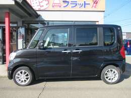 左側パワスラドアで乗り降りも快適♪