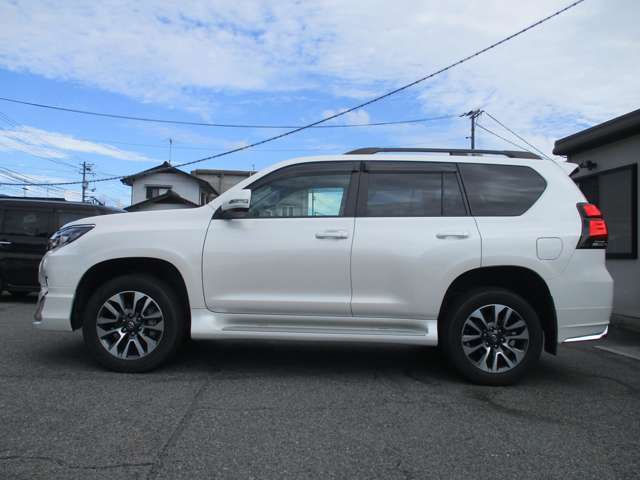 ラクラク安心のメンテナンスパックあります！次の車検まで安心してお乗りいただくための定期点検パックです♪車両ご購入時はもちろん、現在お持ちの車両等も途中からでもご入会いただける便利なプラン★ご相談下さい