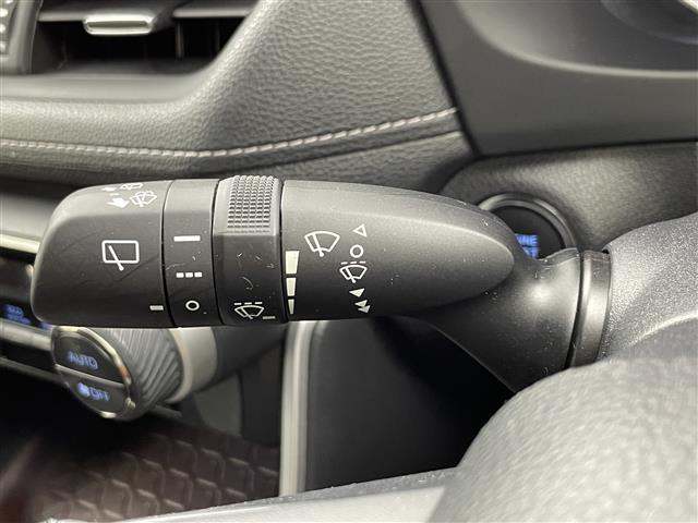 【運転席操作部】快適なドライブを楽しむための機能が装備されています！運転席から触れるので、使いやすいです！除菌プランいれていただくと、さらに清潔で安心していただけます！