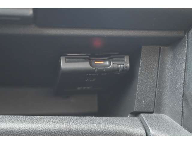 中古車卸売を主として、小売、リース、レンタルでの販売も行っております。掲載車両は全て業販も可能ですので、お気軽にお問い合わせください！