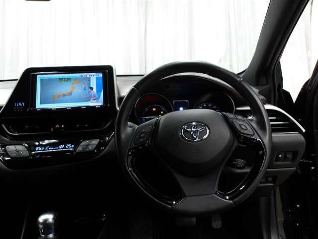 運転席に座ると☆こんな感じです♪
