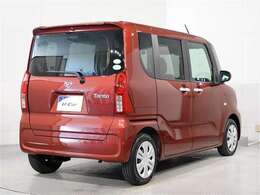 後部にはプライバシーガラスを装備しております。