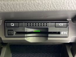 【ETC】高速道路の料金所をストレスなく通過！話題のスポットやサービスエリアに多い「スマートIC」利用時は必須のアイテムです。当店でセットアップを実施、ご納車当日からすぐにご利用いただけます！