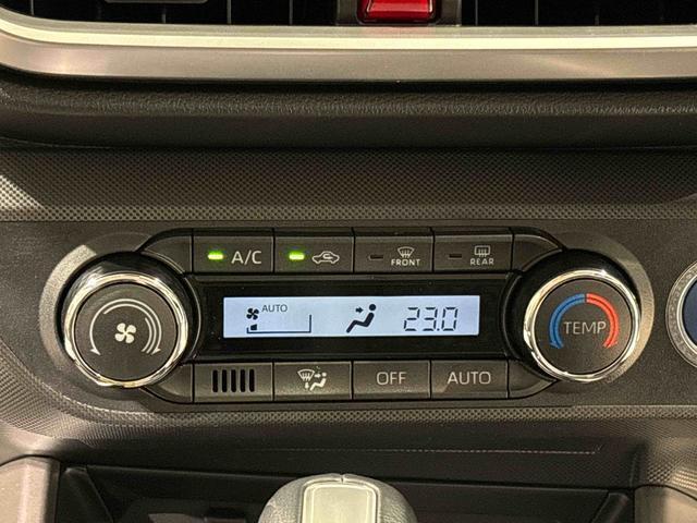 AUTOエアコンを装備しています♪室内の温度を設定するとセンサーが室温を感知して、温度、風量を自動的にコントロ-ルして快適な空間を作ってくれます！