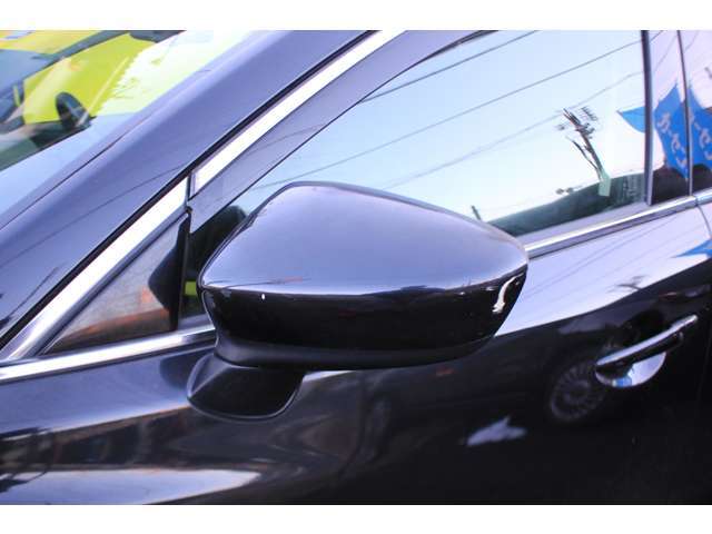 弊社社員がお客様のご事情に寄り添ってご相談に乗ります。お車は生活必需品だから・・・！安心してお乗り頂けるように整備やメンテナンスにも力を入れております。