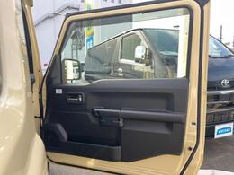 「この車の写真をもっと見たい」「状態が気になる」「この装備はついている？」どんな小さな疑問でもお気軽にお問い合わせください！