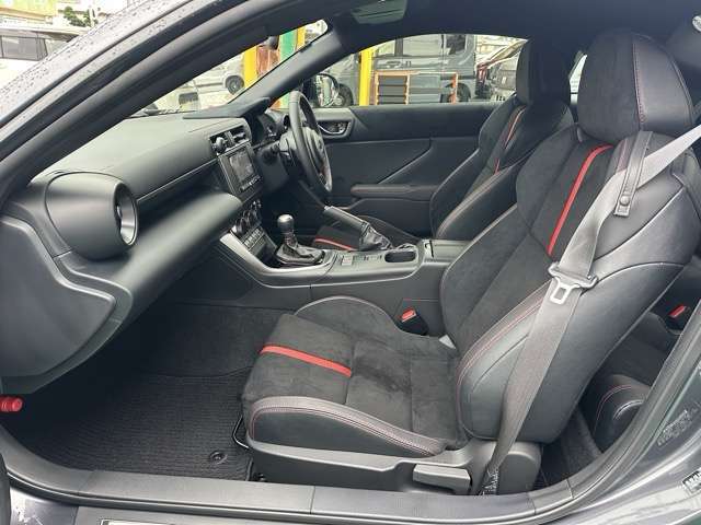 ★遠方の方は、お電話やLINEでのご相談も可能です！またインターネットを使用したライブ商談も可能です！是非お気軽にご相談下さい！