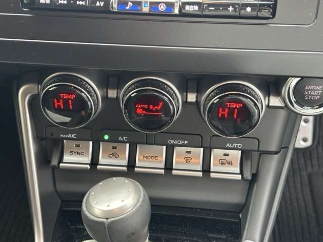 ★5年コーティング（契約時限定）が軽自動車￥39,800円、コンパクトカー￥49,800円、ミニバン￥59,800円で施工出来ます。新車のピッカピカの状態をより長くキープします！