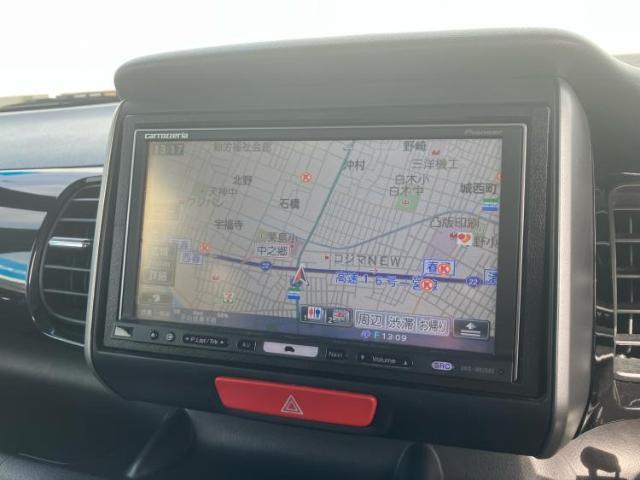 WECARSの店舗にはキッズコーナーがございます！お子様連れのお客様もごゆっくり車選びをお楽しみいただける空間です！