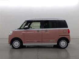 両側パワースライドドア付きだから、狭い駐車スペースなどでの 乗り降りラクラク！小さなお子さまのいるご家庭には嬉しい装備。