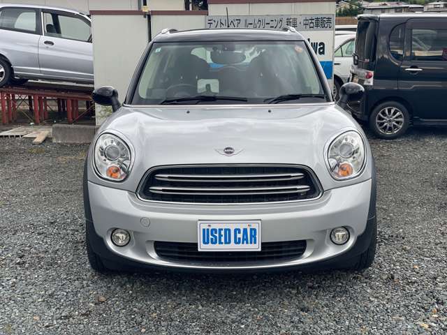 乗らなくなったお車が有りましたらご相談ください。下取り0円や、処分料がかかると言われたお車も値段をつけて買い取ります。廃車手続きは無料です。動かなくなった不動車でも、積載車で伺いますのでご相談ください