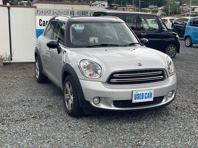 車検整備付で車検は令和9年11月までです。